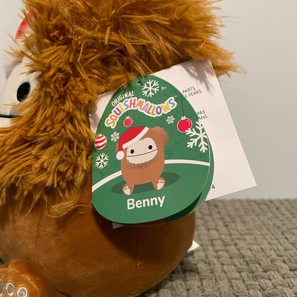 Benny Christmas Squishmallow - Picture 2 of 3